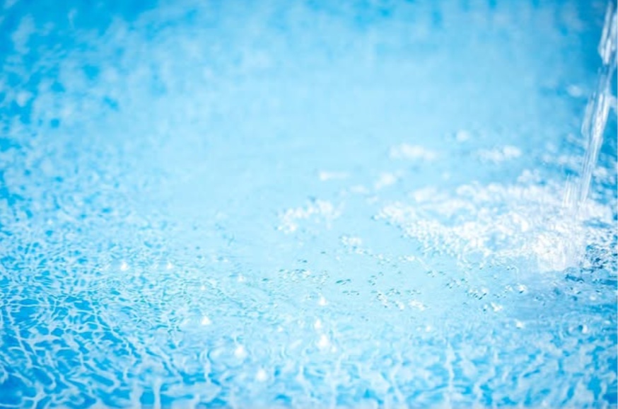 天然湧き水の水風呂